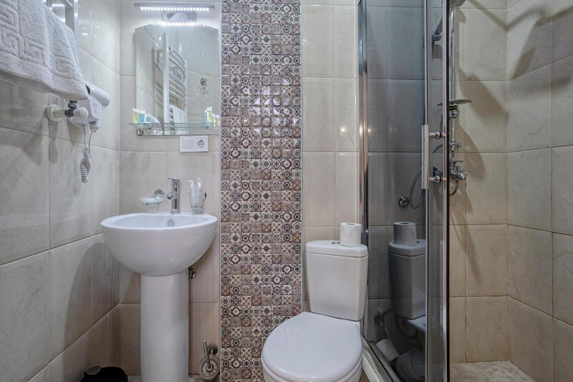 Hotel Middleton Tbilisi ภายนอก รูปภาพ